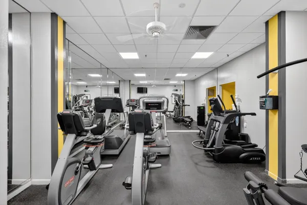 $4,900 | 3400 North Ocean Drive, Unit 408, Singer Island, FL 33404