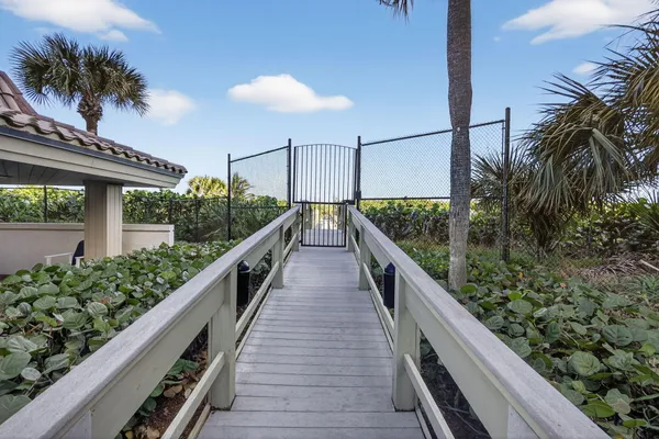 $4,900 | 3400 North Ocean Drive, Unit 408, Singer Island, FL 33404