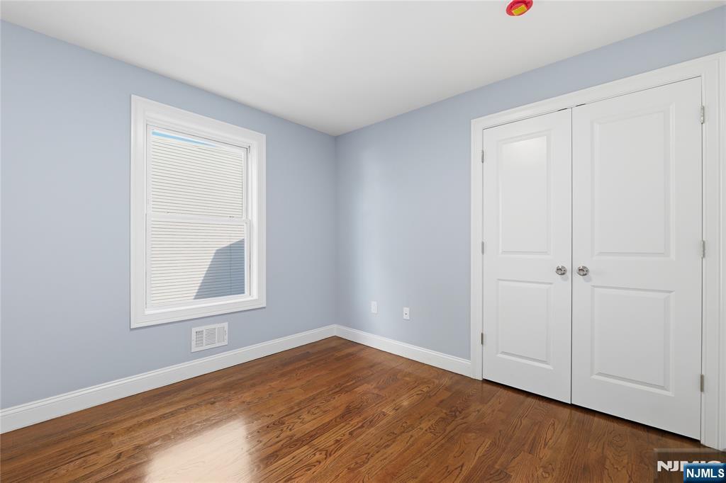 23 Edwin Place Newark, NJ 07112 - Photo 18 of 32