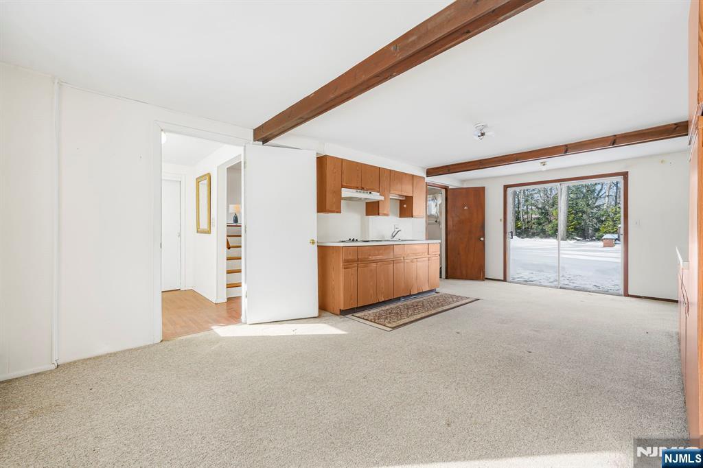 645 Wildwood Road West Northvale, NJ 07647 - Photo 6 of 35 a big room with closet and windows