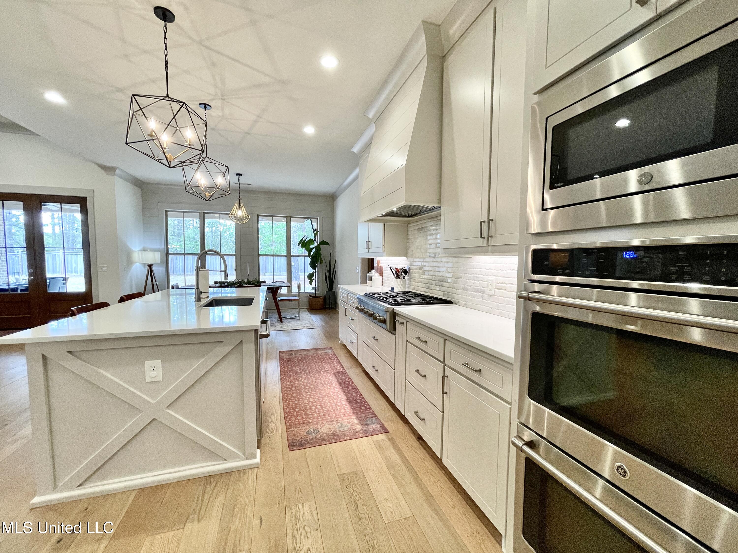 210 South Woodcreek Road Madison, MS 39110 - Photo 27 of 87 IMG_9162