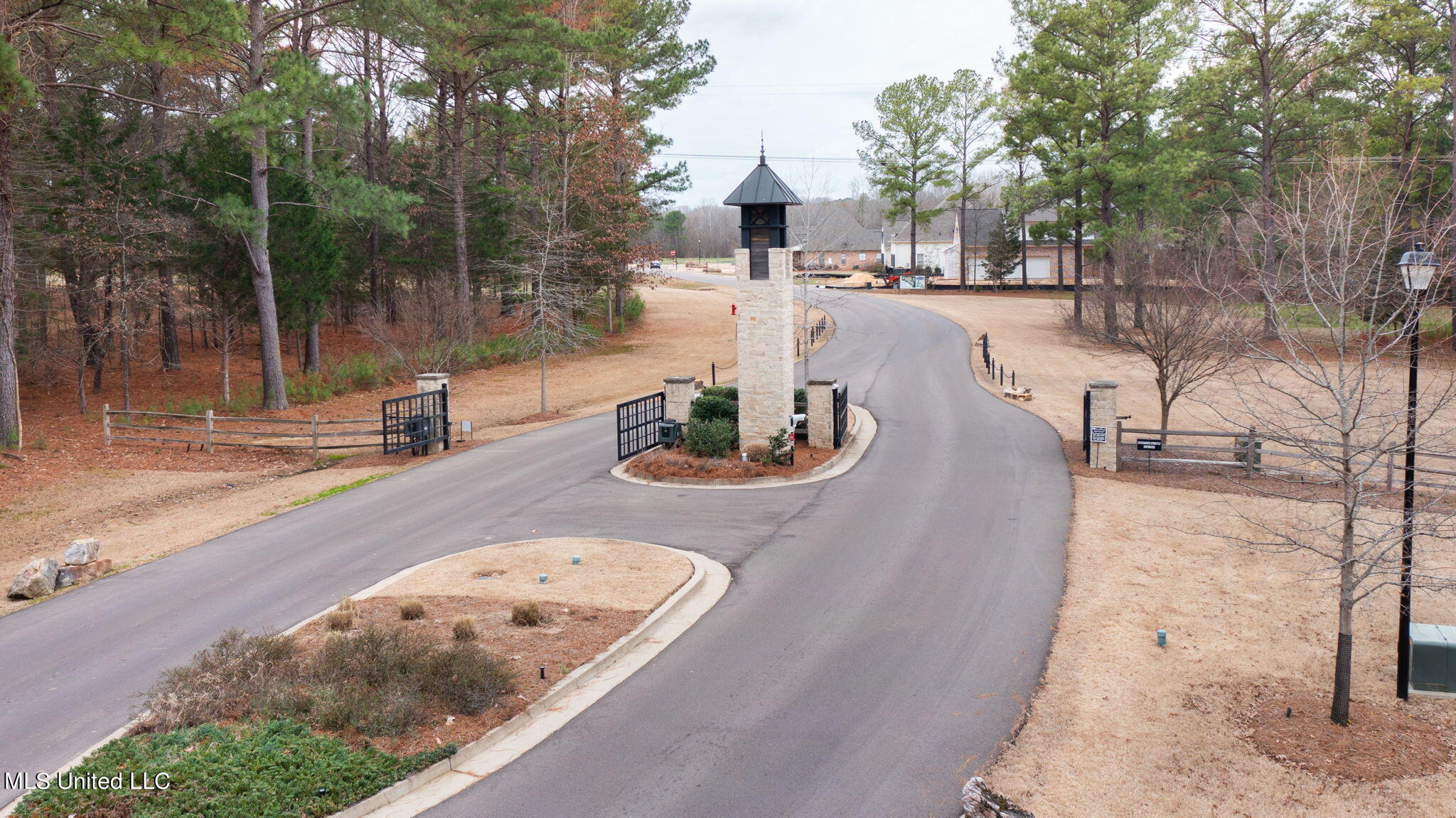 210 South Woodcreek Road Madison, MS 39110 - Photo 87 of 87 Eastwood Entrance
