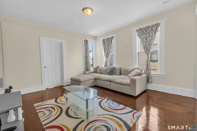 $1,950 | 766 George Street, New Haven, CT 06511