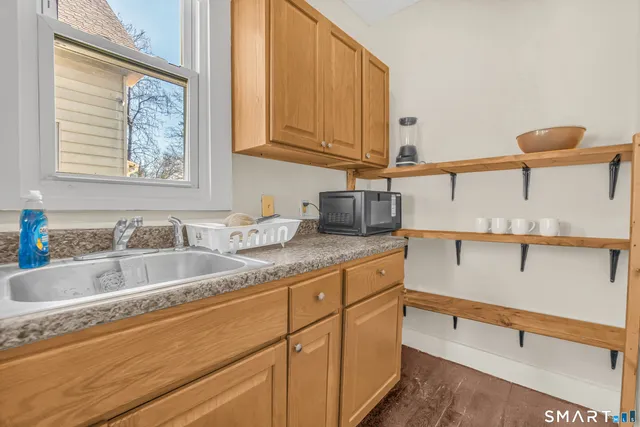 $1,950 | 766 George Street, New Haven, CT 06511