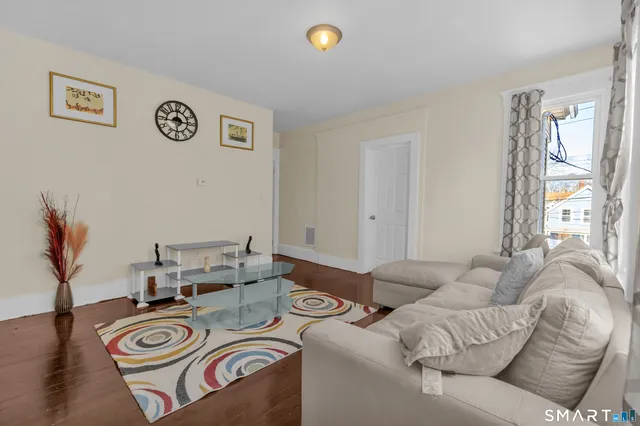 $1,950 | 766 George Street, New Haven, CT 06511