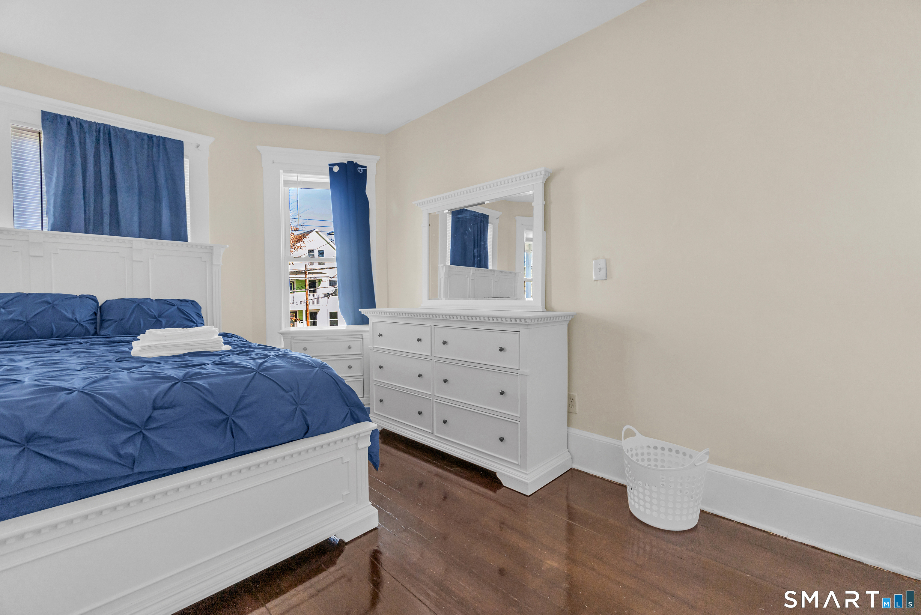 766 George Street New Haven, CT 06511 - Photo 6 of 23 a bedroom with a bed and a dresser