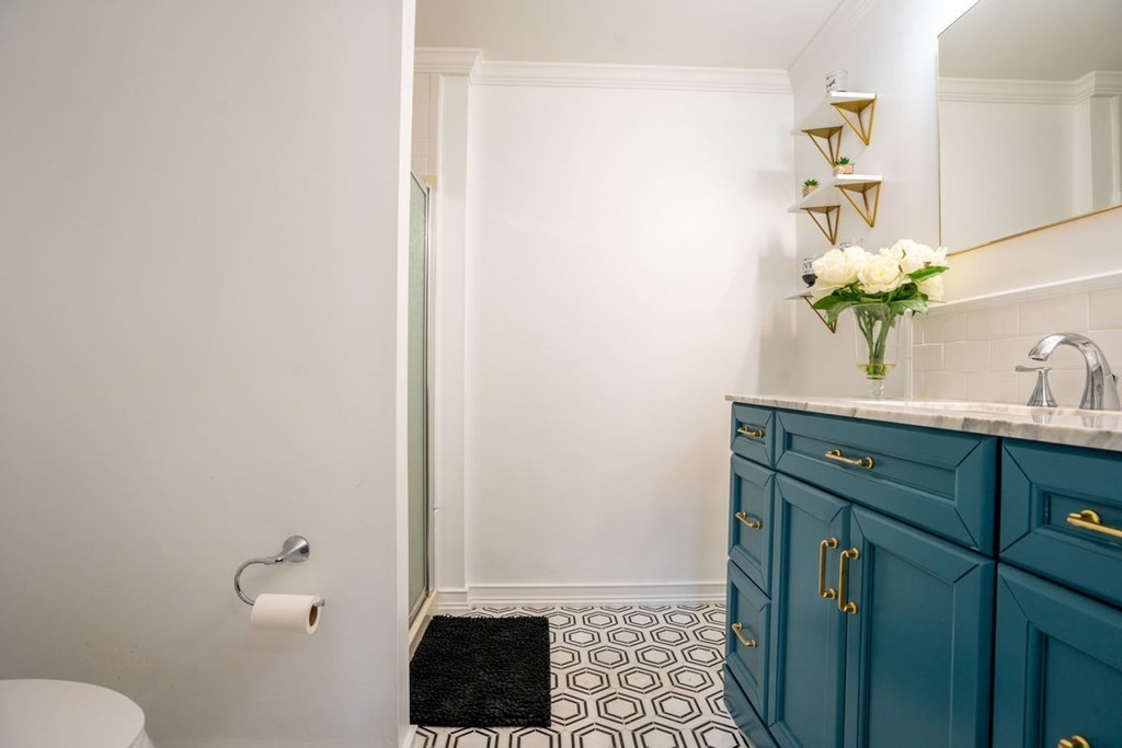 7 Vandergrift Street Lawrence, MA 01843 - Photo 21 of 33 Gallery Image 21