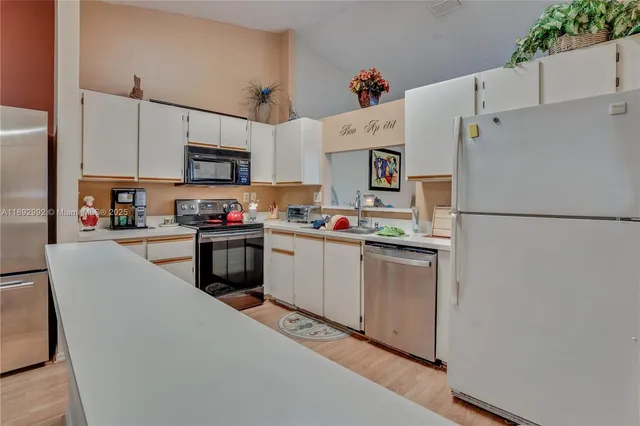 $384,900 | 7641 Northwest 99th Avenue, Tamarac, FL 33321