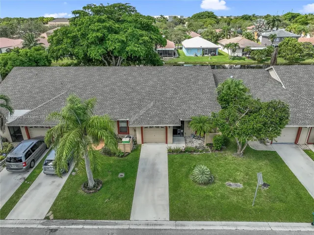 $384,900 | 7641 Northwest 99th Avenue, Tamarac, FL 33321