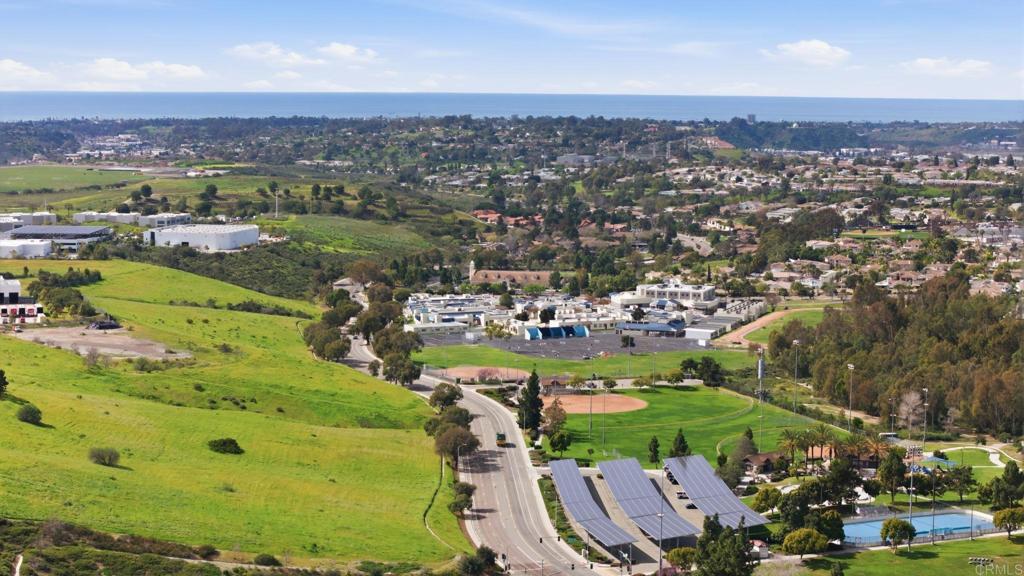 4367 Pacifica Way, Unit 2 Oceanside, CA 92056 - Photo 33 of 36