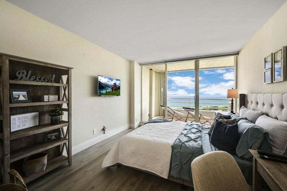 4201 North Ocean Boulevard, Unit 1605 Boca Raton, FL 33431 - Photo 23 of 35 2nd bedroom