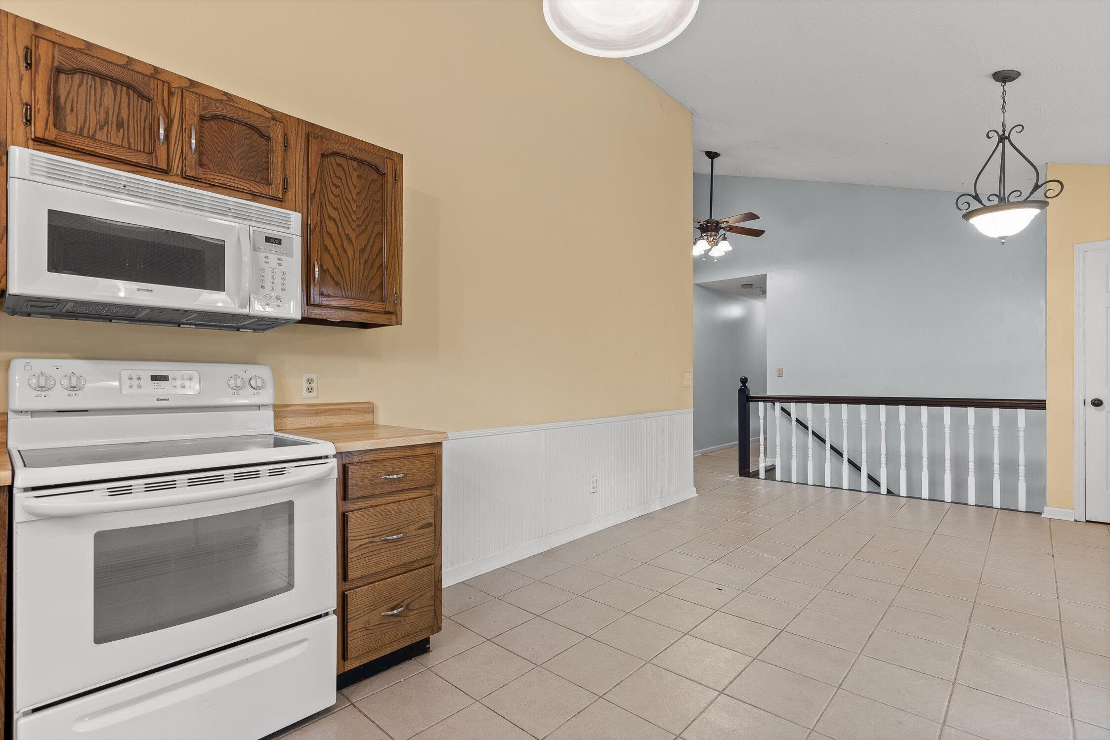 700 Swansons Ridge Road Chattanooga, TN 37421 - Photo 7 of 32 Dining Room