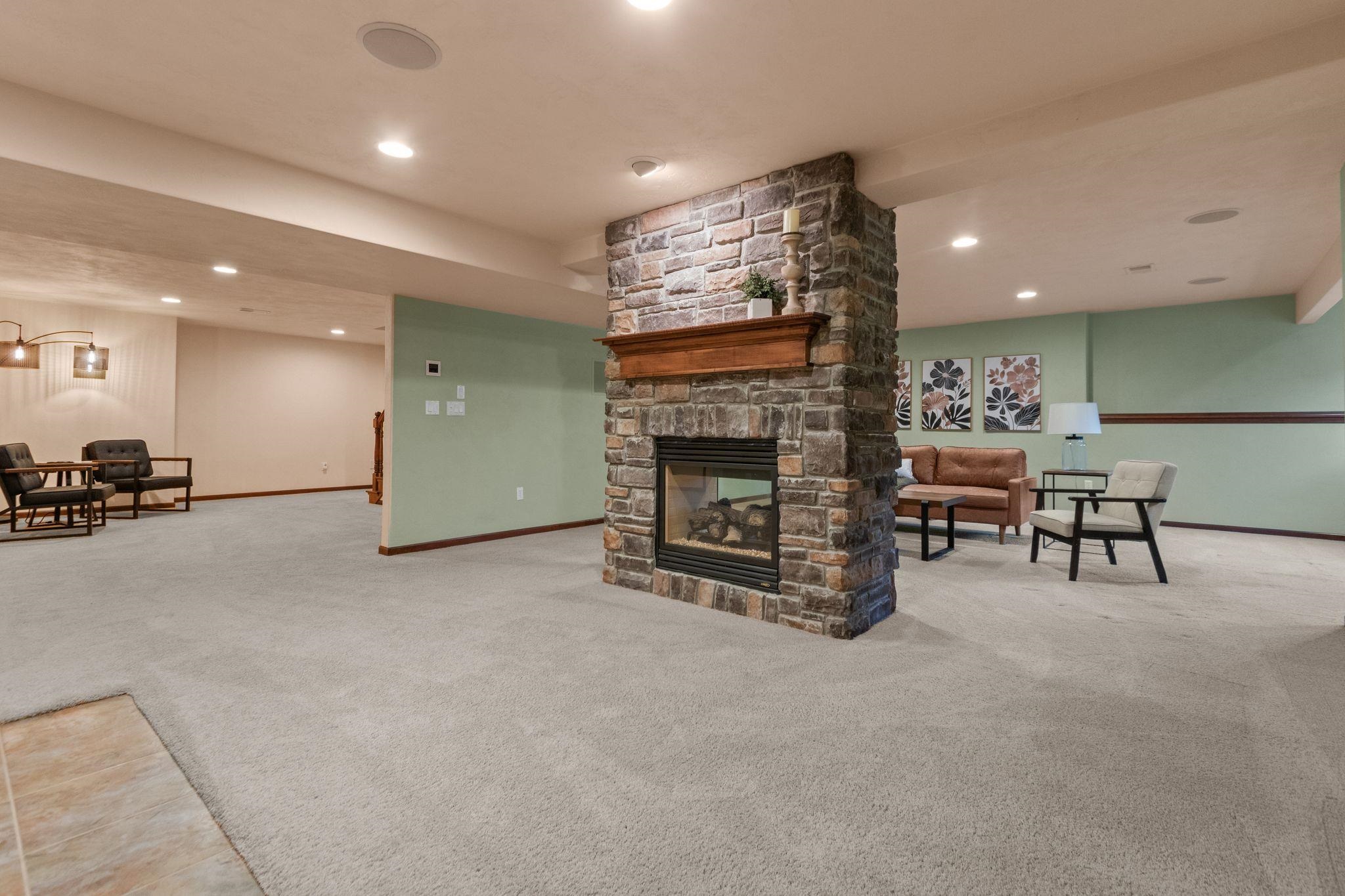 493 Dalton Road Neenah, WI 54956 - Photo 44 of 65