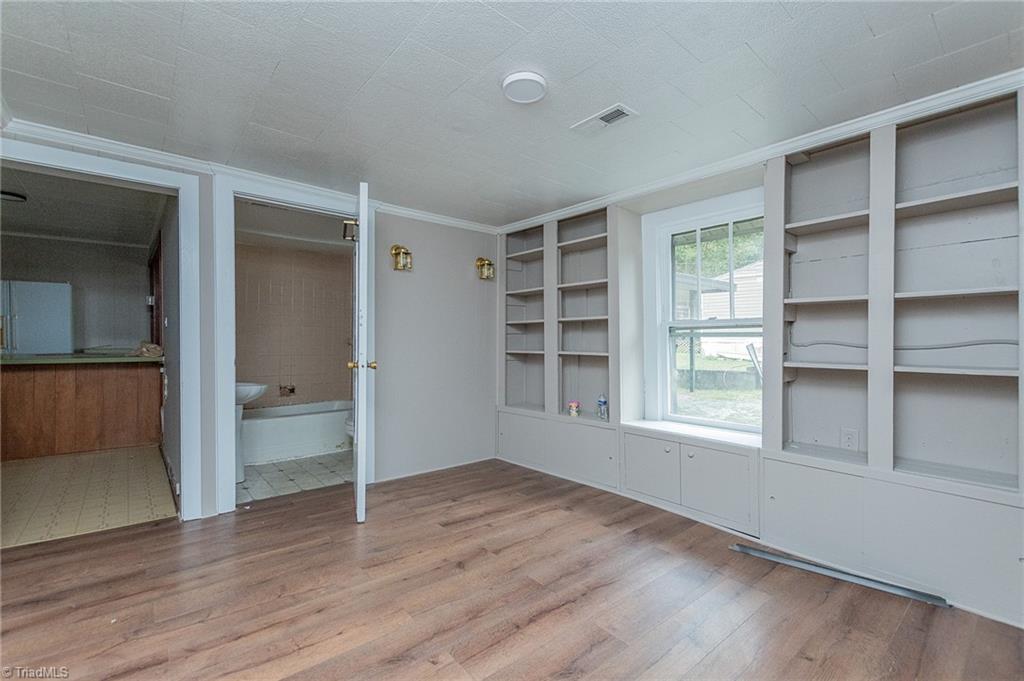 1226 Old Liberty Road Asheboro, NC 27203 - Photo 10 of 33