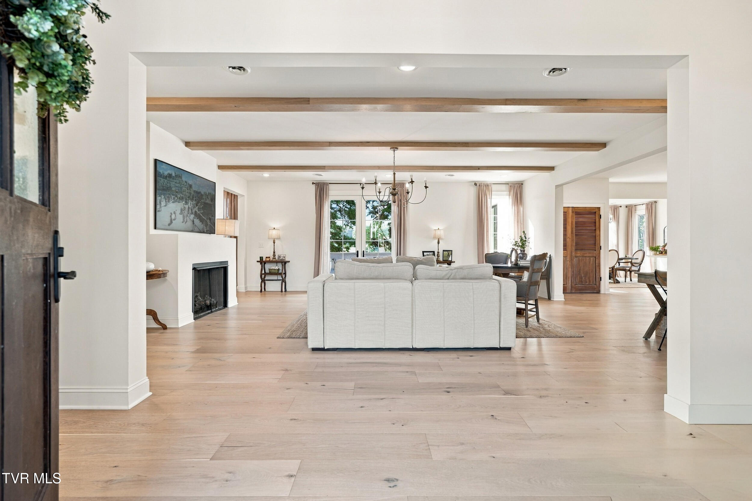 10_2333 pendragon rd-10