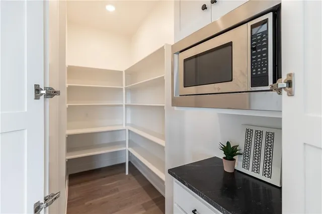 $761,325 | 15412 West 161st Terrace, Olathe, KS 66062