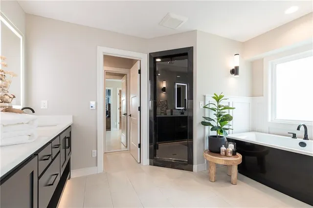 $761,325 | 15412 West 161st Terrace, Olathe, KS 66062