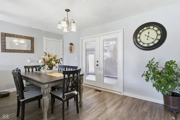 $217,900 | 1324 Westwood Boulevard, Connersville, IN 47331