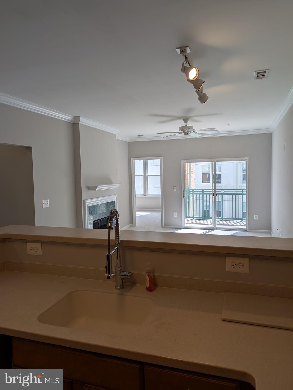 12001 Market Street, Unit 340 Reston, VA 20190 - Photo 12 of 29 Gallery Image 12