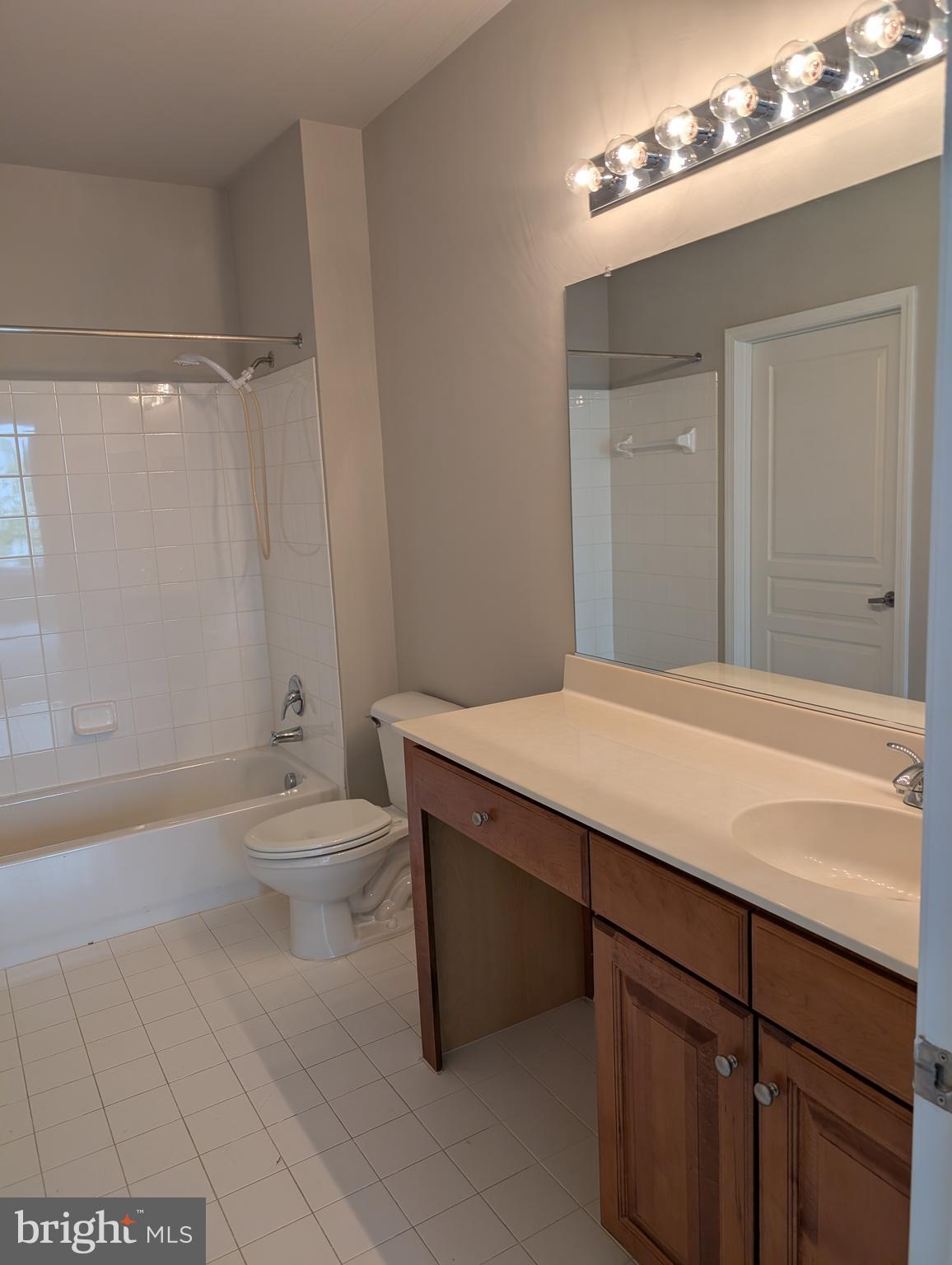 12001 Market Street, Unit 340 Reston, VA 20190 - Photo 21 of 29 Gallery Image 21