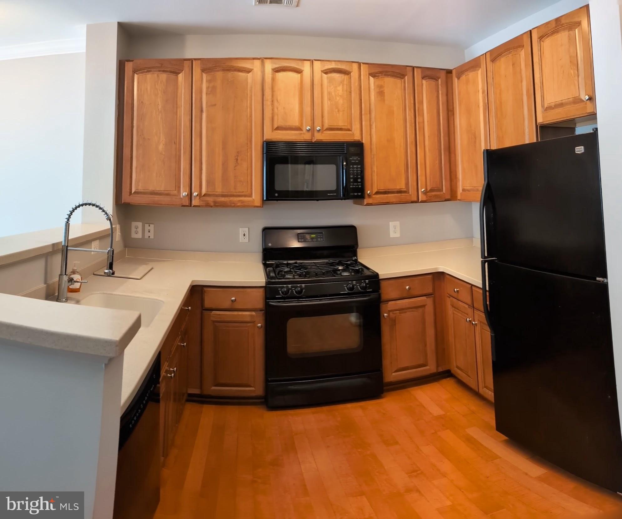 12001 Market Street, Unit 340 Reston, VA 20190 - Photo 8 of 29 Gallery Image 8