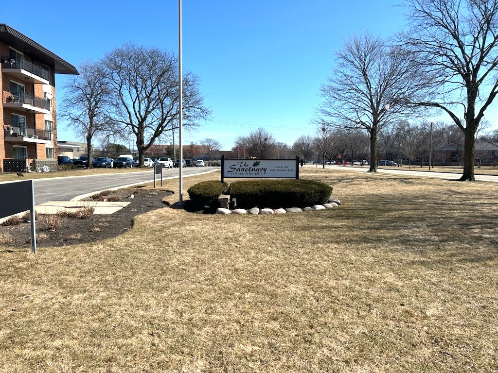 2230 South Goebbert Road, Unit 142 Arlington Heights, IL 60005 - Photo 9 of 9 Gallery Image 9