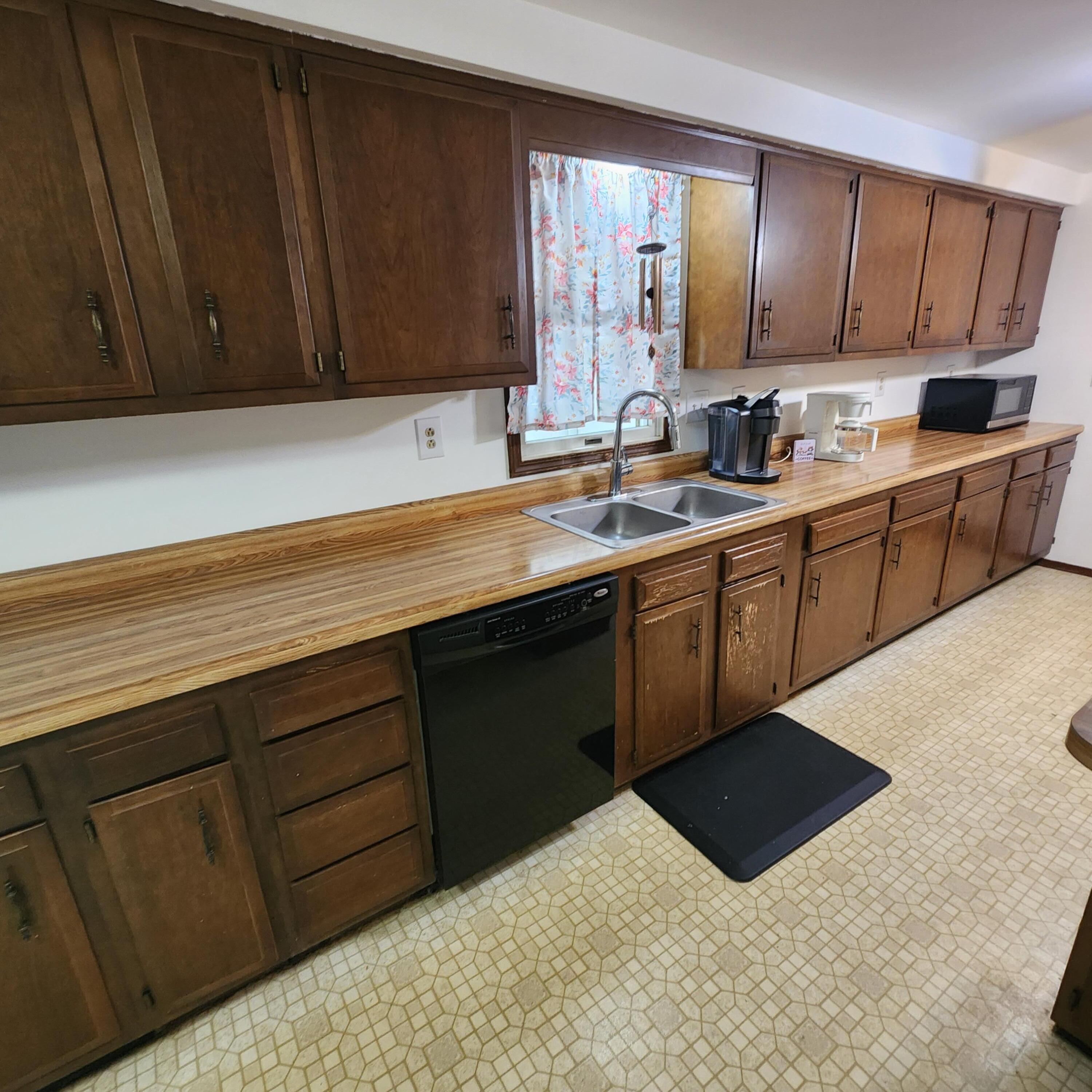 5992 Radekin Road Columbus, OH 43232 - Photo 5 of 15 1000013583