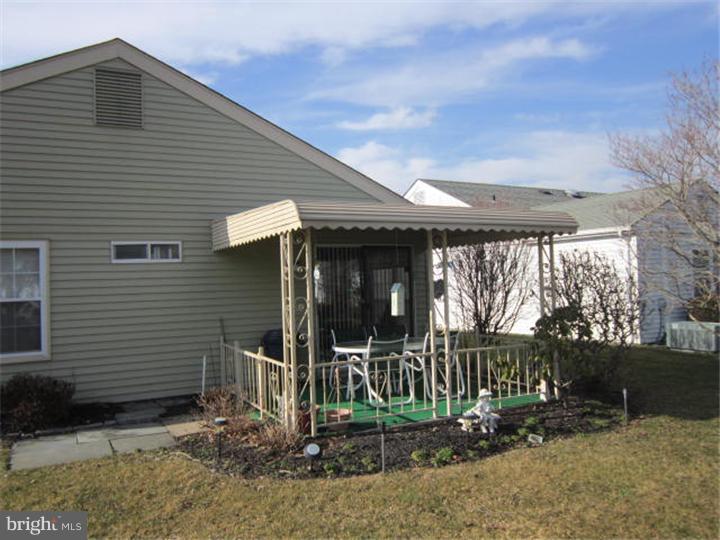 38 Stratford Road Southampton, NJ 08088 - Photo 22 of 24 Patio