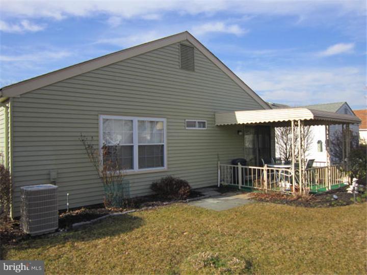 38 Stratford Road Southampton, NJ 08088 - Photo 23 of 24 Exterior Back