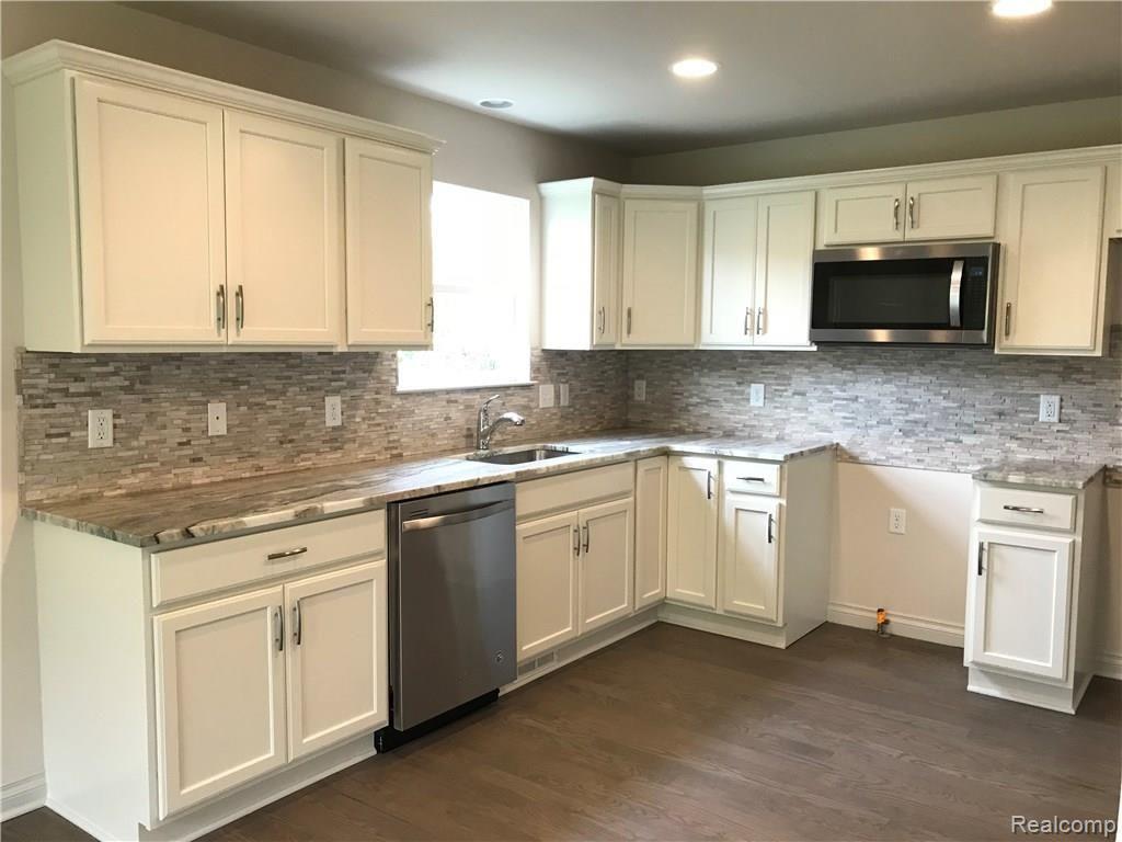 2075 South Lilley Road Canton, MI 48188 - Photo 3 of 24 IMG_0797.JPG