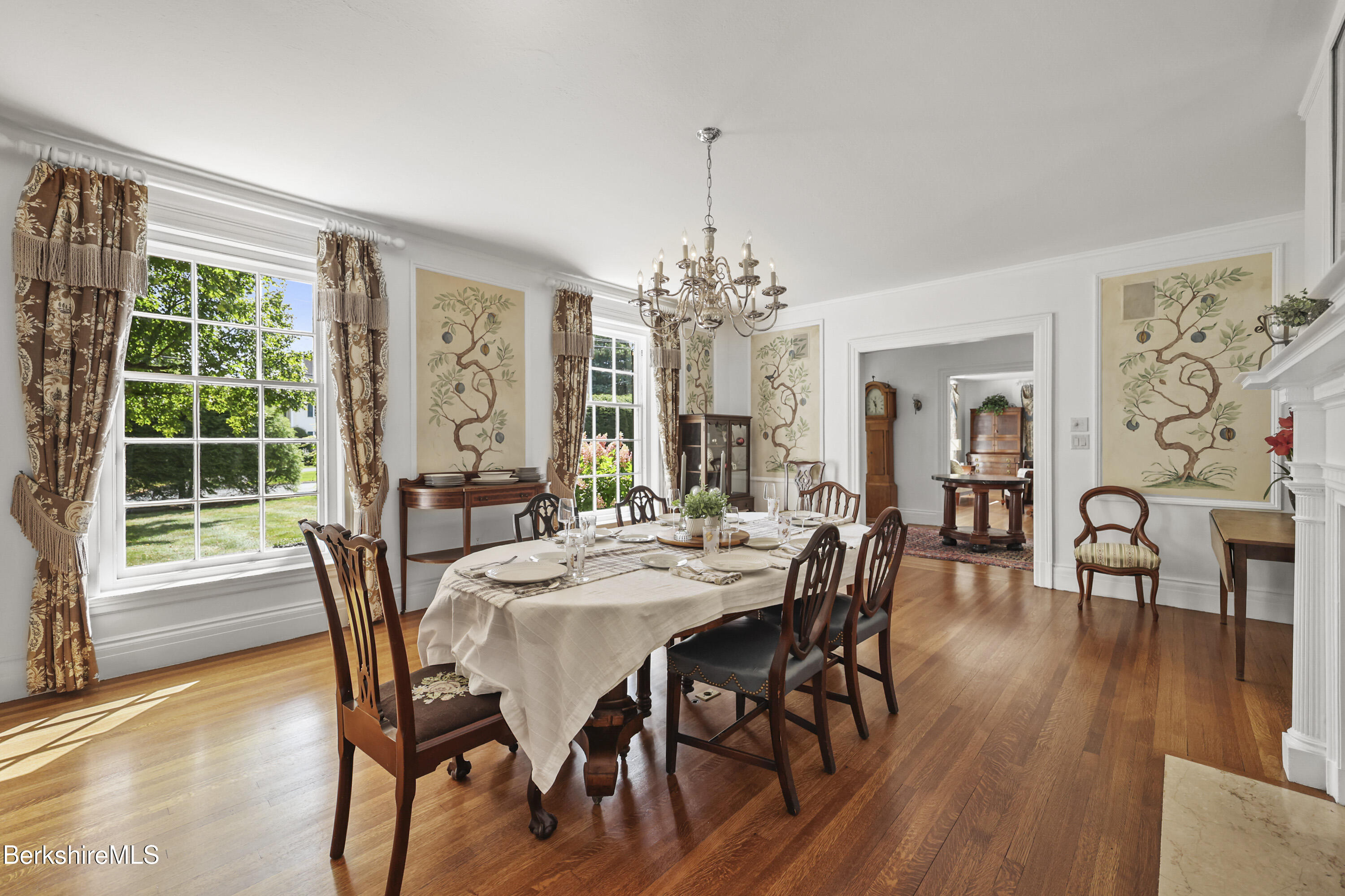 89 Crofut Street Pittsfield, MA 01201 - Photo 19 of 64 80 Dining Room