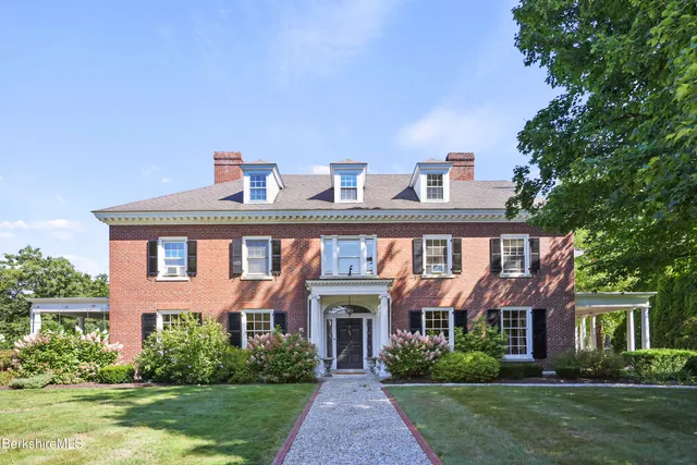 $1,100,000 | 89 Crofut Street, Pittsfield, MA 01201