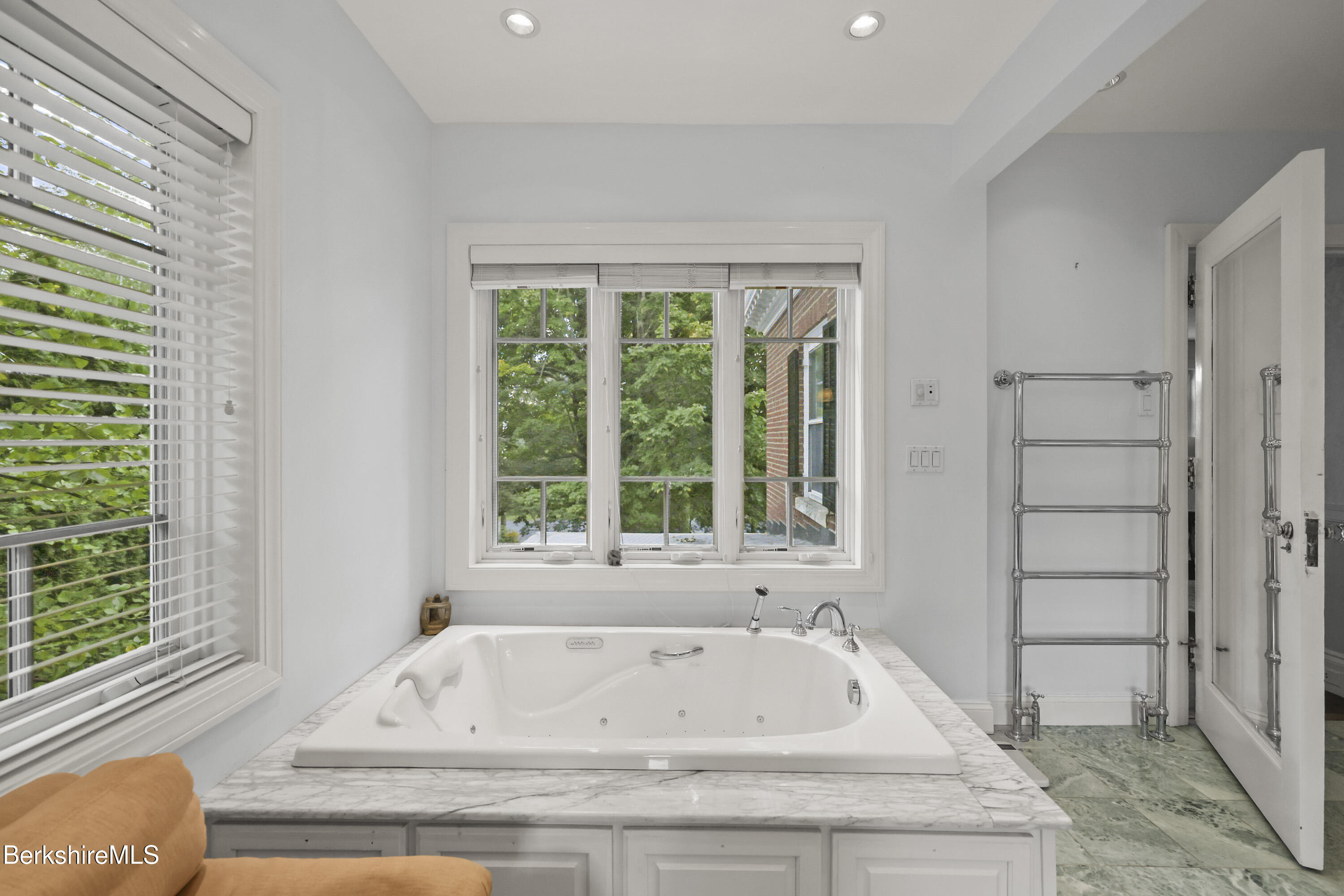 89 Crofut Street Pittsfield, MA 01201 - Photo 34 of 64 115 Second Floor Primary Bathroom