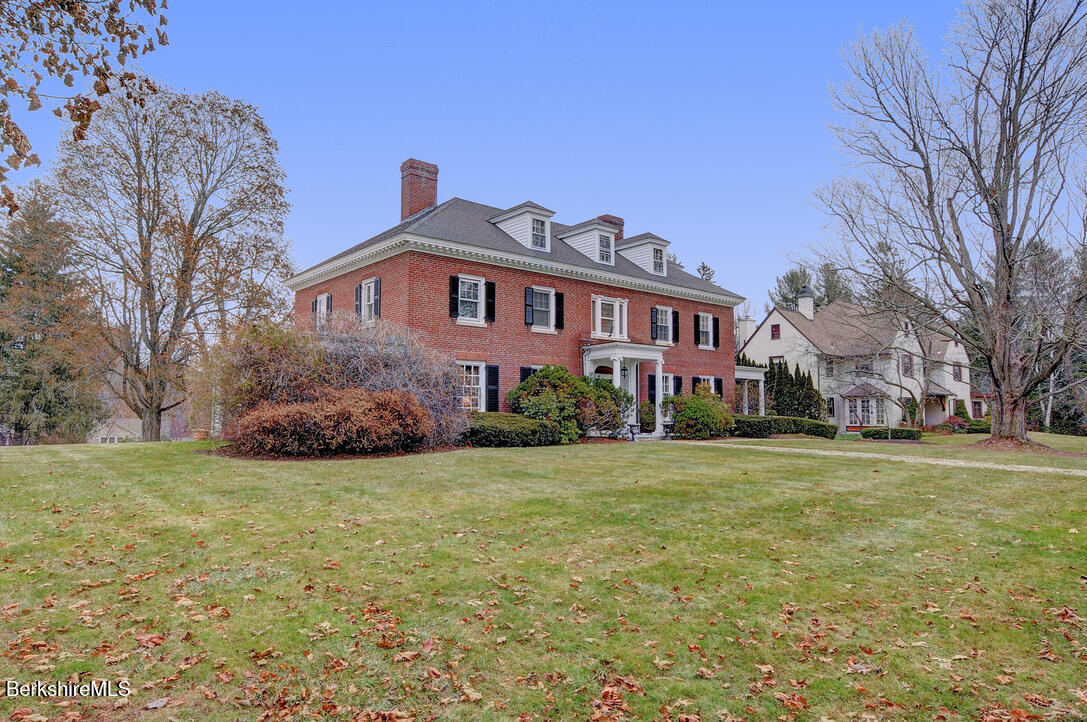 89 Crofut Street Pittsfield, MA 01201 - Photo 43 of 64 B2D4D925-AD2F-486C-AC94-CAF426BEF0C3_1_1