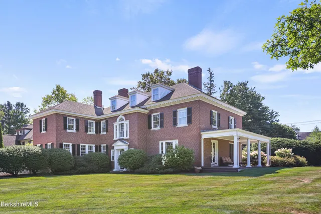 $1,100,000 | 89 Crofut Street, Pittsfield, MA 01201