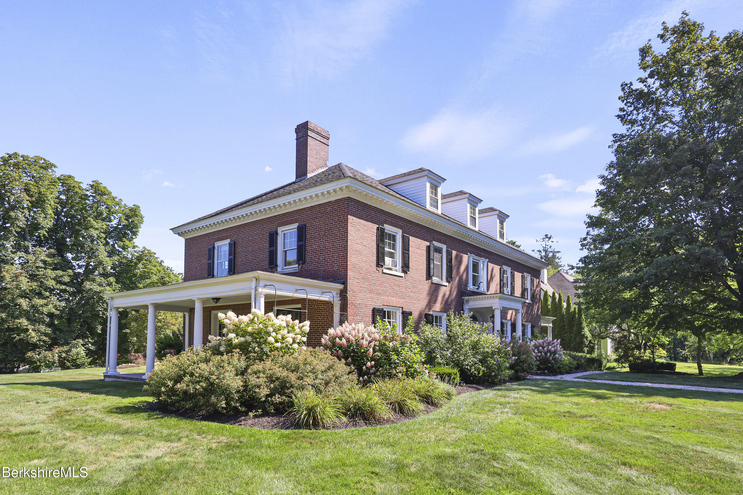 89 Crofut Street Pittsfield, MA 01201 - Photo 61 of 64 20 Exterior Front