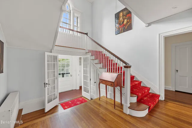 $1,100,000 | 89 Crofut Street, Pittsfield, MA 01201