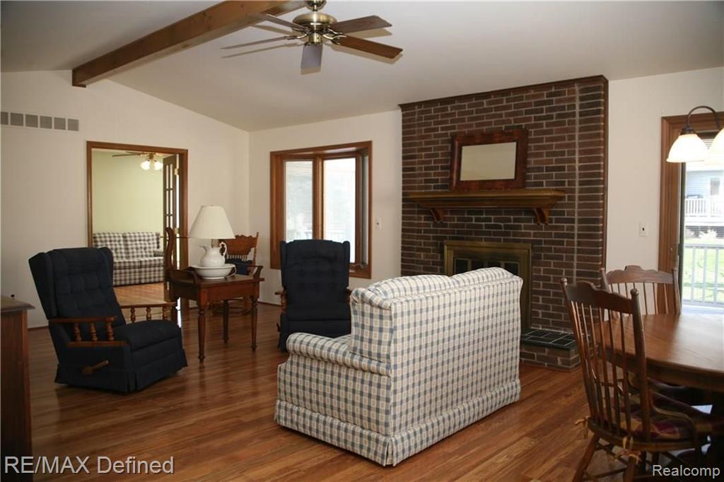 646 Lockport Road Rochester Hills, MI 48307 - Photo 5 of 23