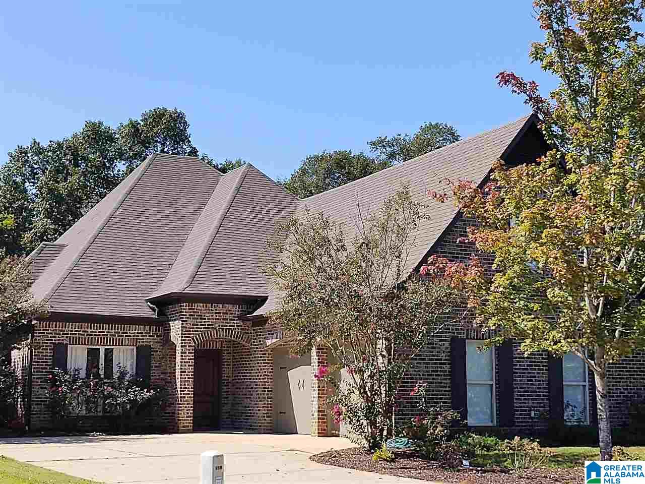 445 Heathersage Road Alabaster, AL 35114 - Photo 2 of 50