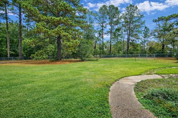 $439,000 | 900 Nolan Trace, Leesville, LA 71446