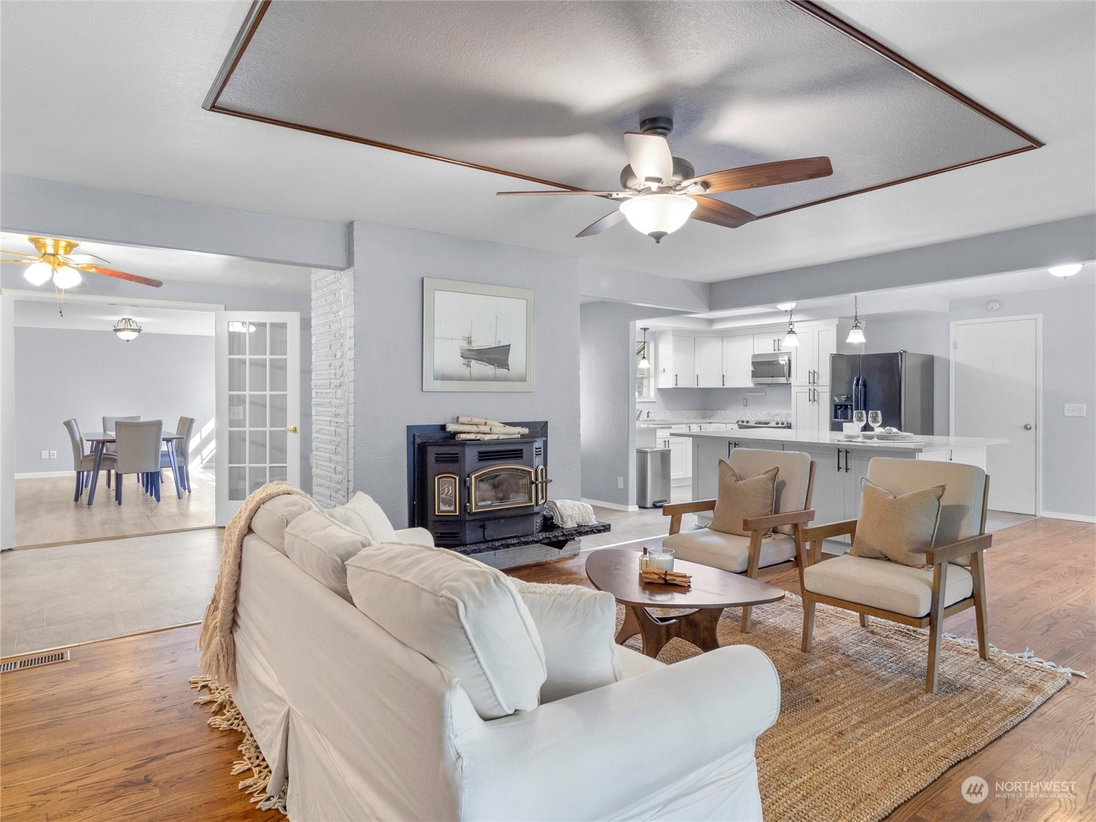 17209 Southeast Jones Road Renton, WA 98058 - Photo 11 of 40