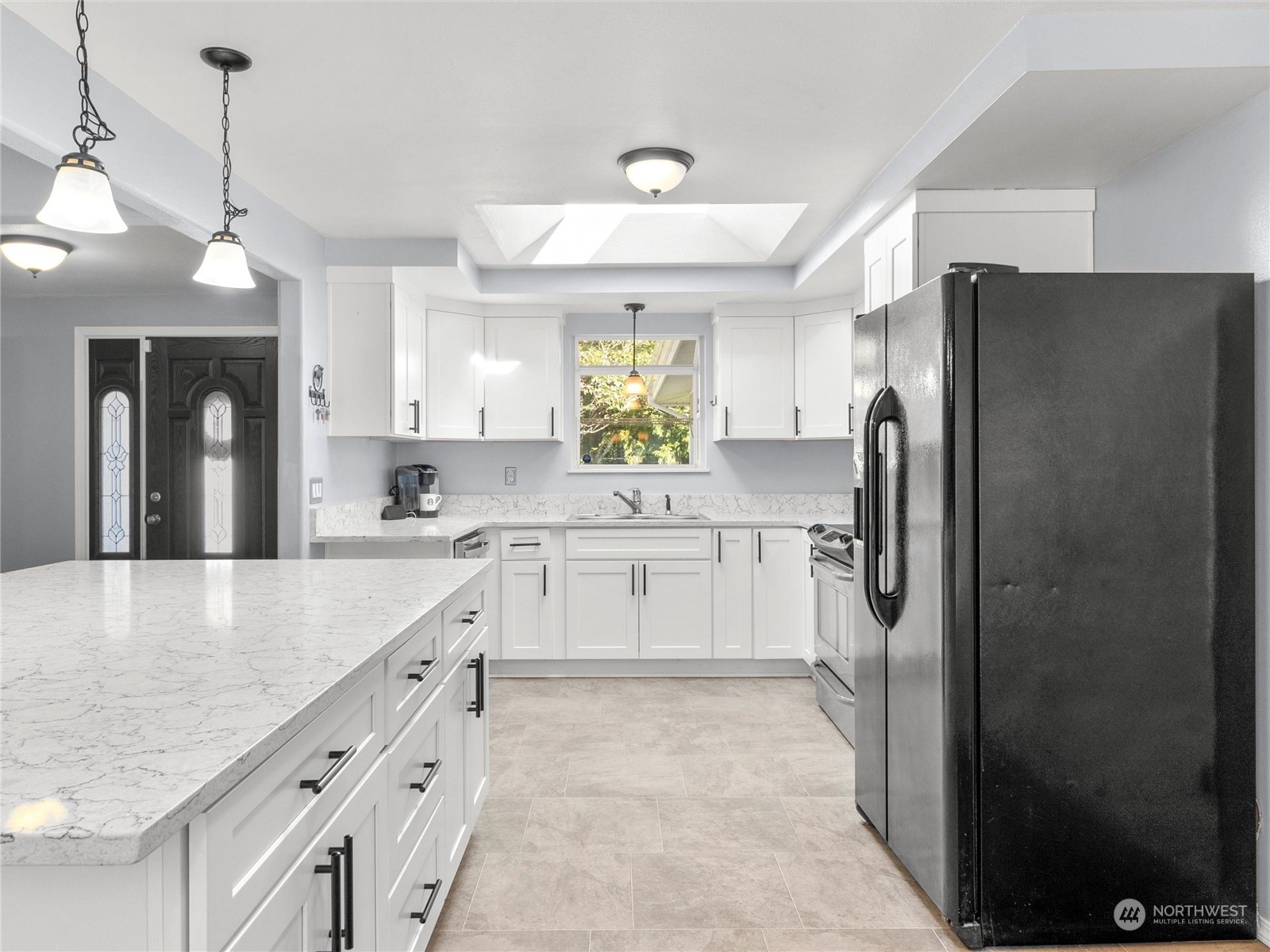 17209 Southeast Jones Road Renton, WA 98058 - Photo 13 of 40