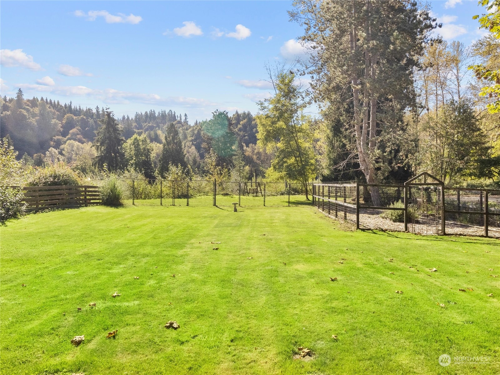 17209 Southeast Jones Road Renton, WA 98058 - Photo 34 of 40