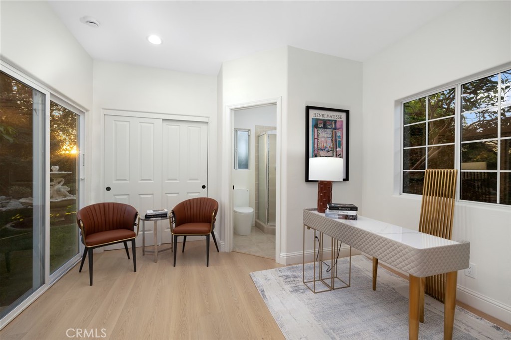 315 San Antonio Road Arcadia, CA 91007 - Photo 33 of 63 a workspace with furniture and window