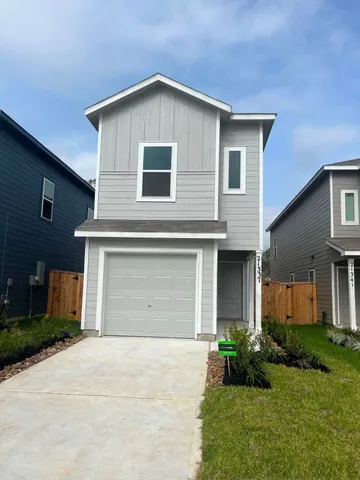 $189,990 | 920 Pertuso Lane, Huffman, TX 77336