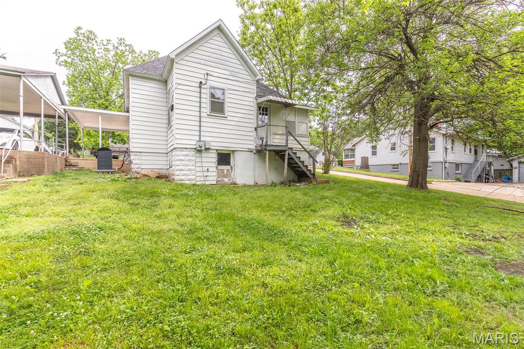 1202 Spring Street Poplar Bluff, MO 63901 - Photo 2 of 15