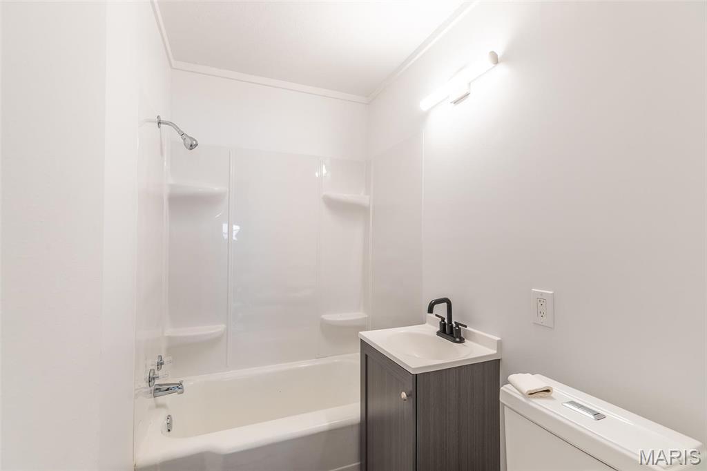 1202 Spring Street Poplar Bluff, MO 63901 - Photo 9 of 15