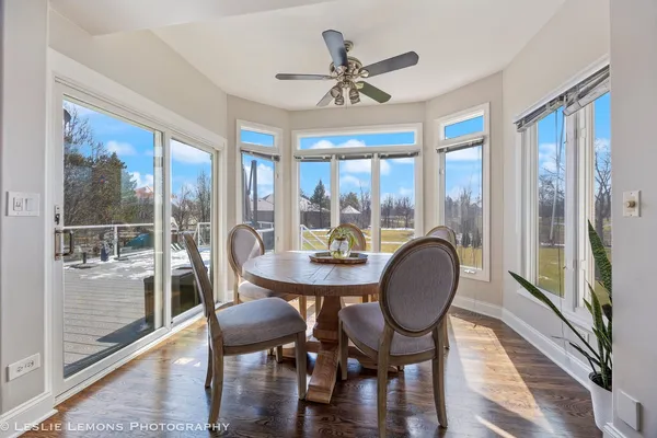 $1,000,000 | 11 Loblolly Court, Lemont, IL 60439