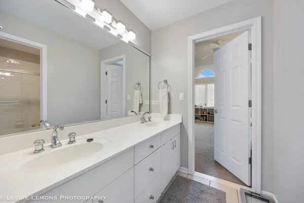 $1,000,000 | 11 Loblolly Court, Lemont, IL 60439
