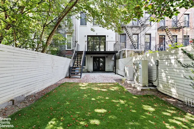 $2,695,000 | 165 Pulaski Street | Bedford-Stuyvesant